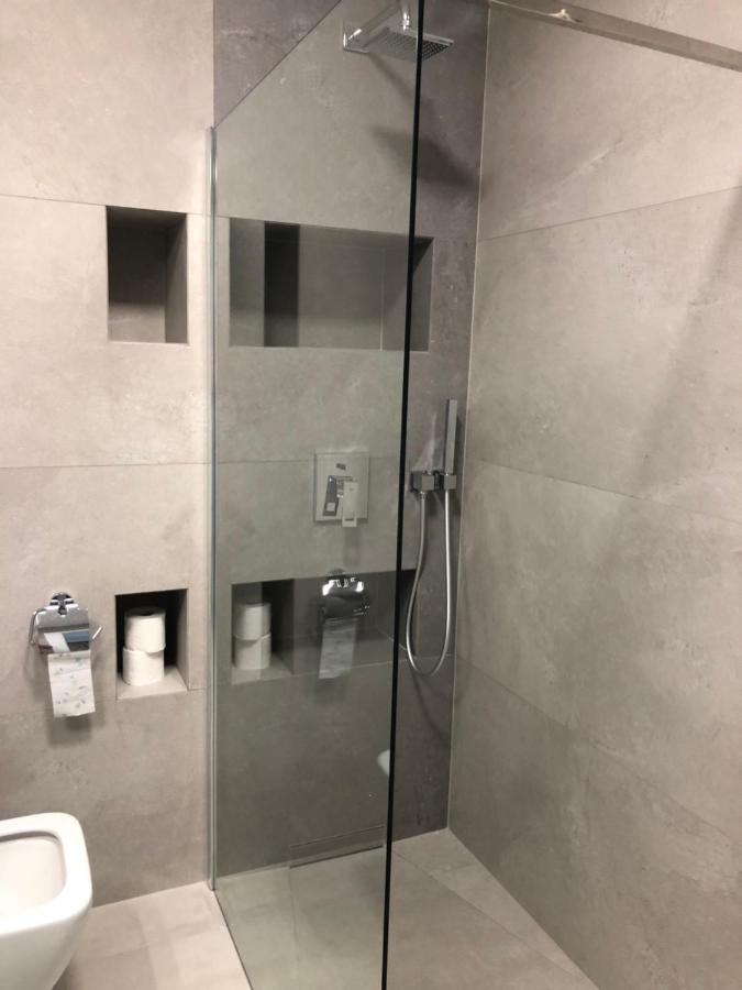 ורוצלב Apartament De Lux Apart 45 Grabiszynska מראה חיצוני תמונה
